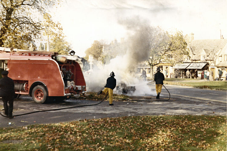 The Broadway crew get two hose reel jets to work