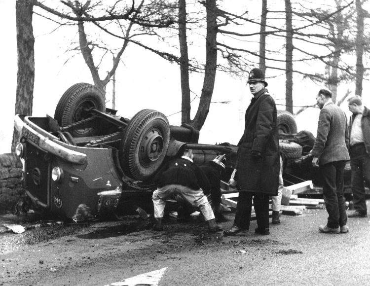 Lorry overturned on Fish Hill Broadway