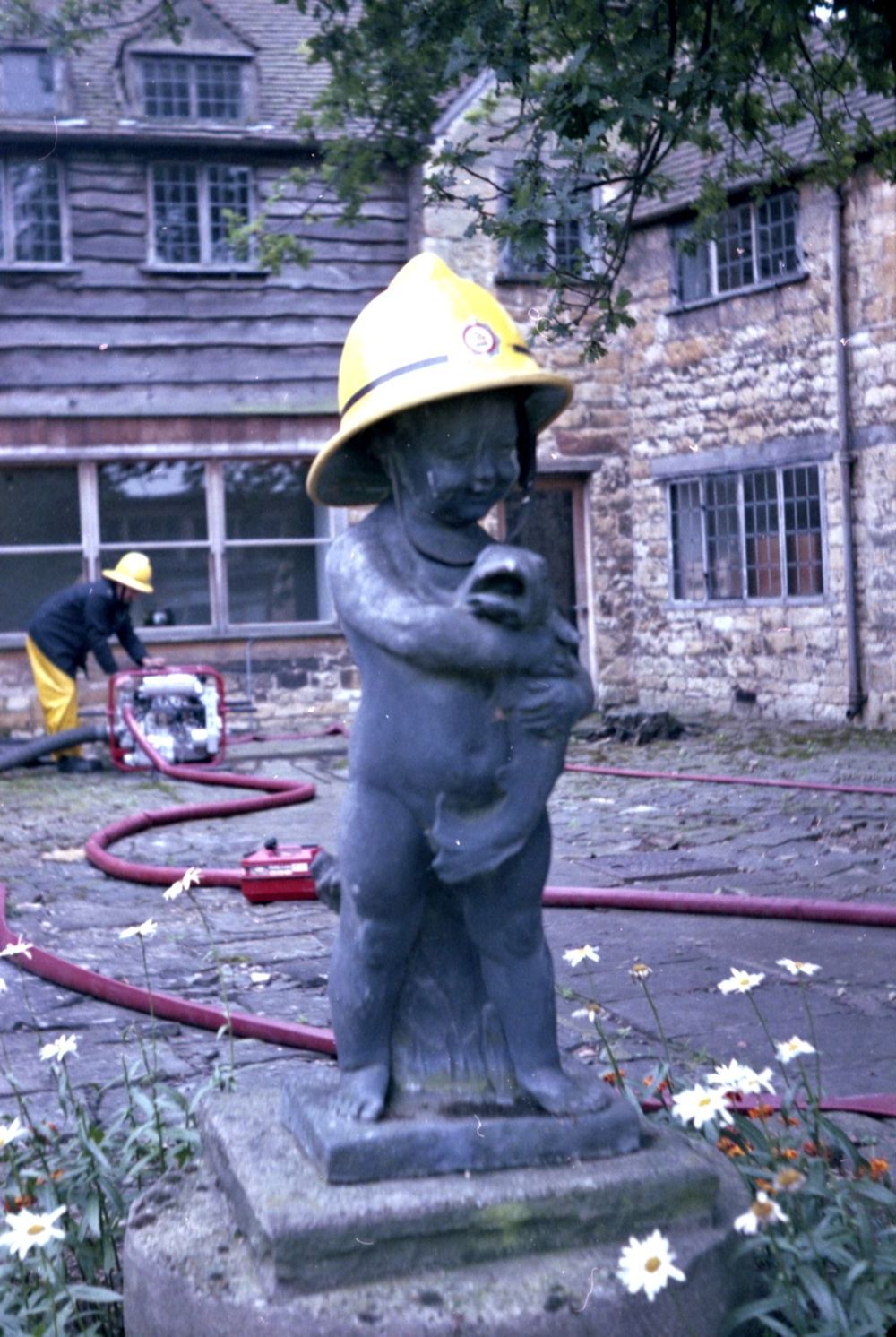 Statue with hemet on