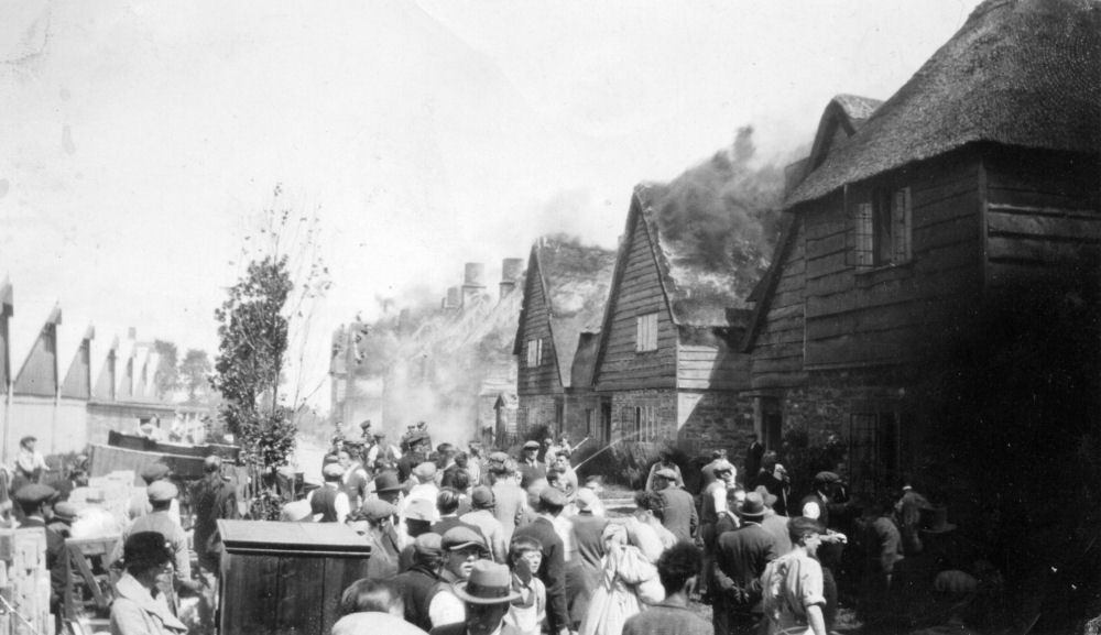 Gordon Russell's Cottages. The start of the fire