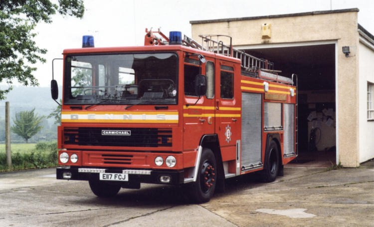 E117FCJ outside the fire station at Broadway in 1998