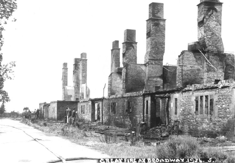 Gordon Russell's cottages on the evening of the fire 1934