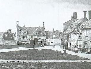 Broadway Village Green c1900